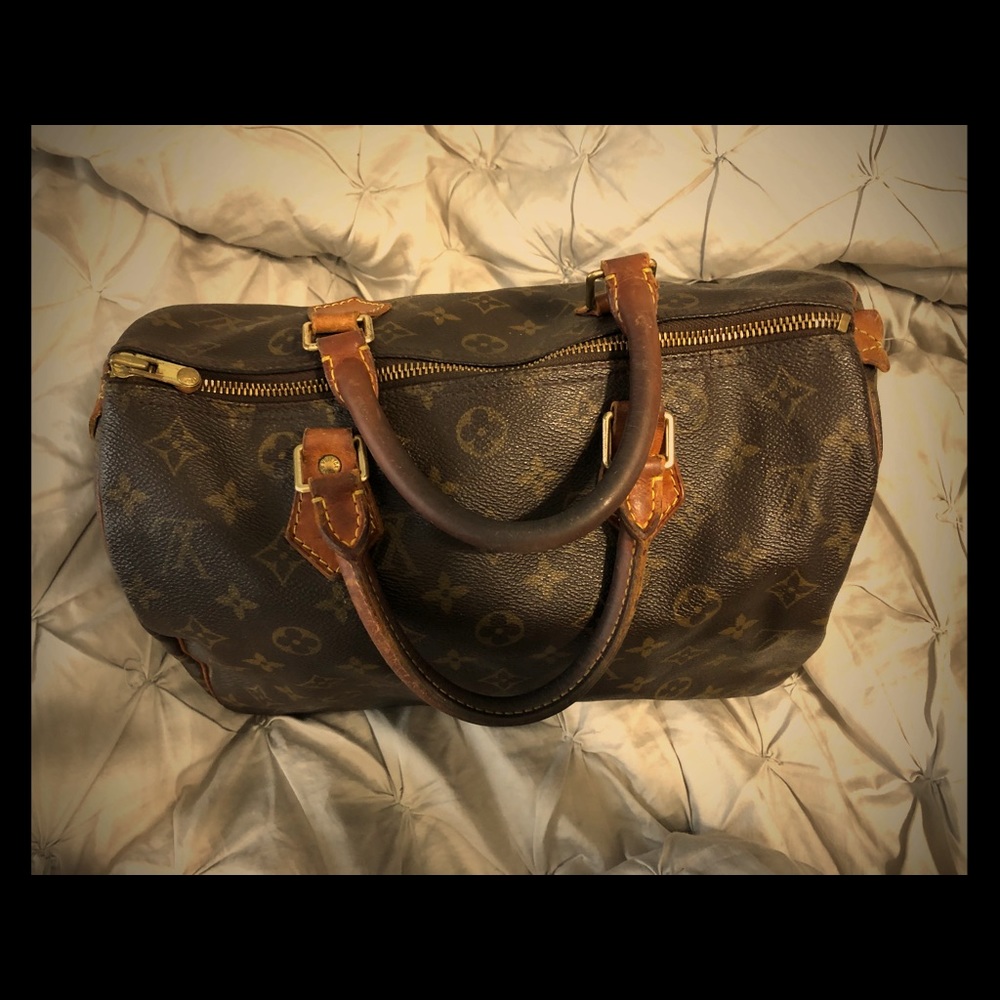 Louis Vuitton Monogram Speedy 30